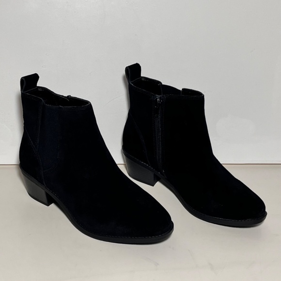 Vionic Roseland Water-Repellent Suede Ankle Boots - Picture 2 of 7